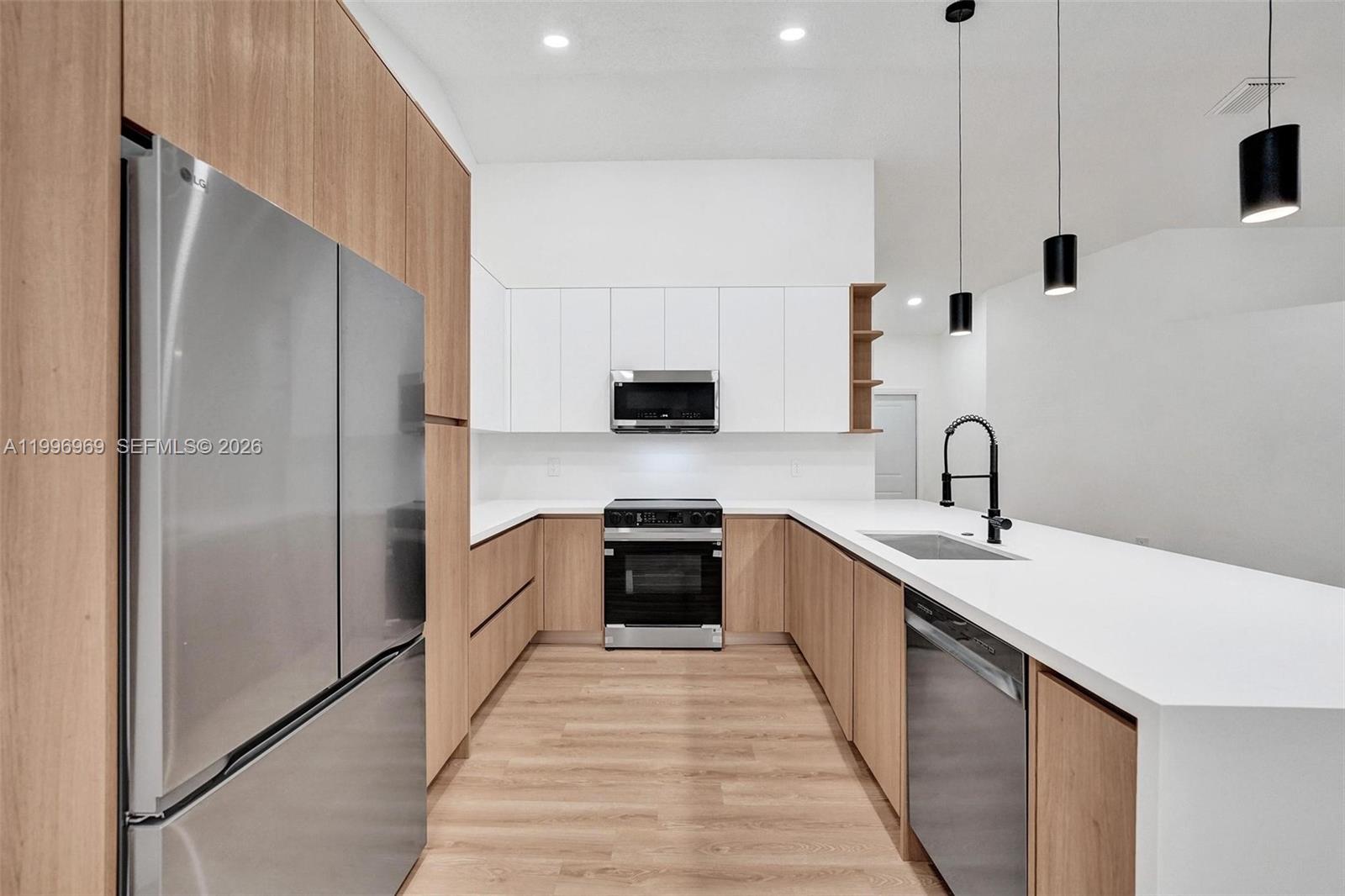 10153 NW 3rd Ct Plantation, FL 33324