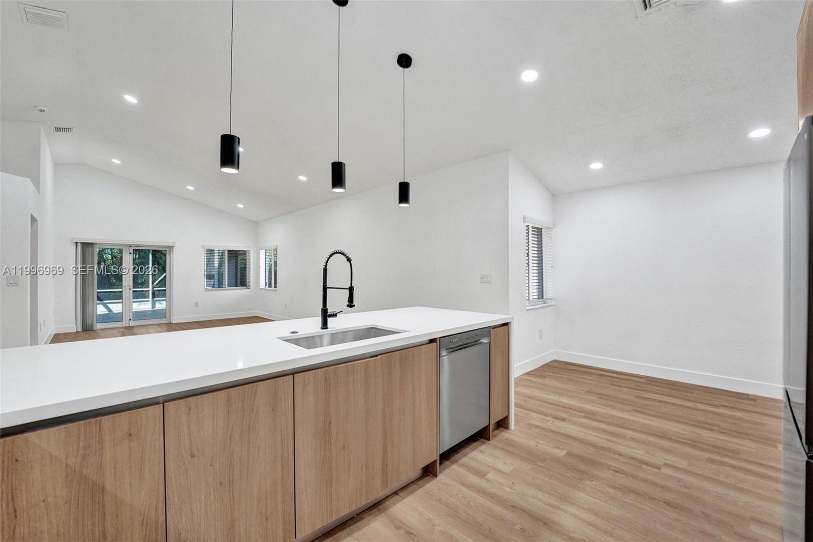 10153 NW 3rd Ct Plantation, FL 33324