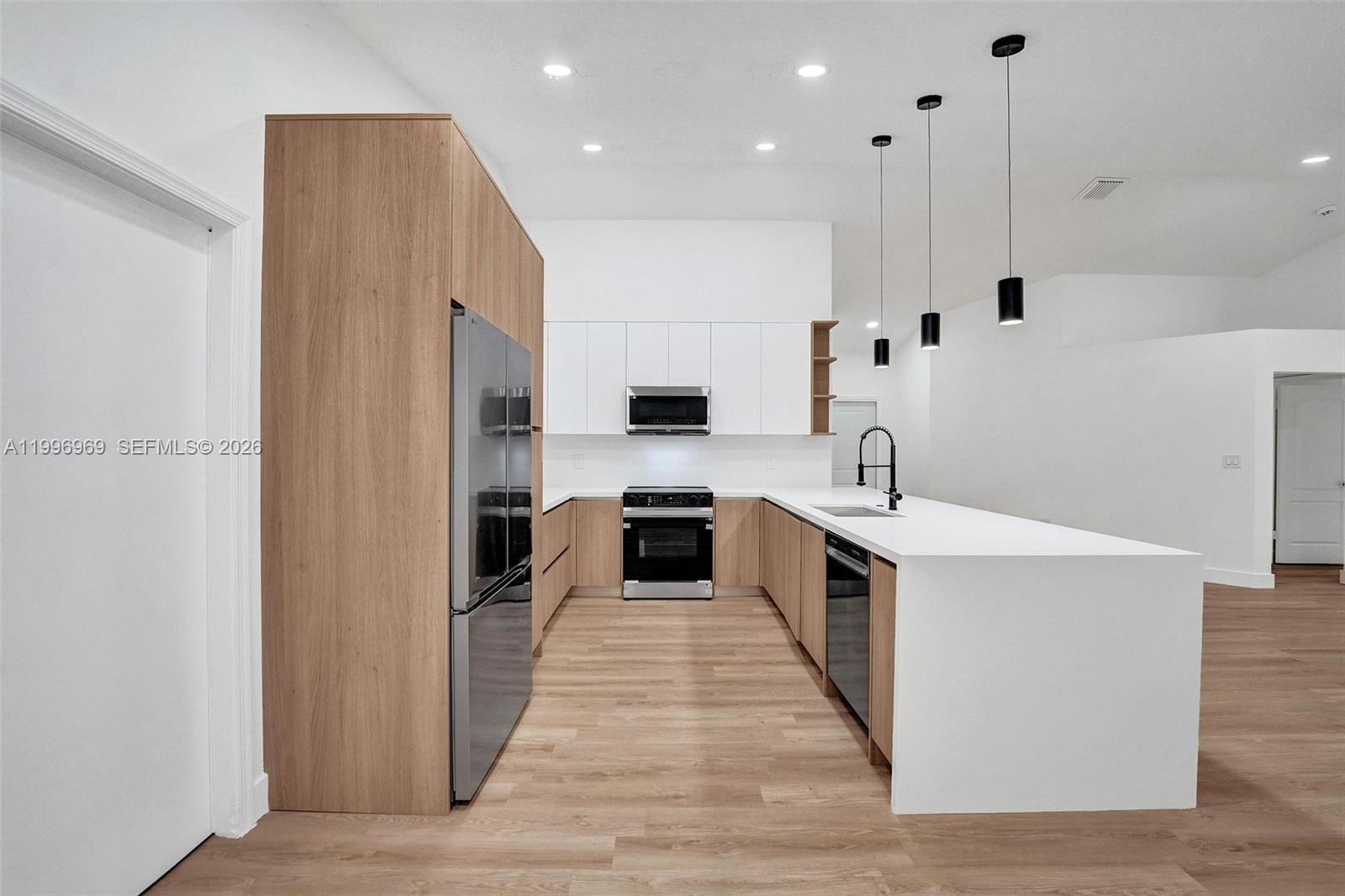 10153 NW 3rd Ct Plantation, FL 33324