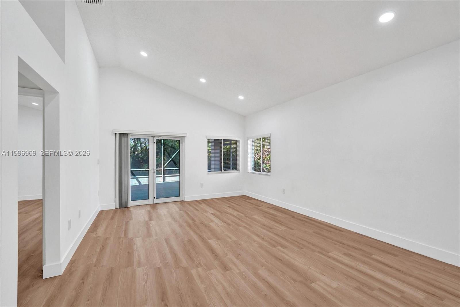 10153 NW 3rd Ct Plantation, FL 33324