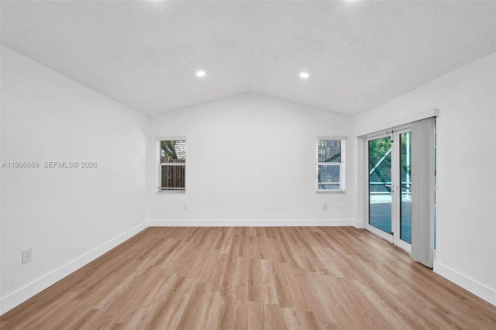 10153 NW 3rd Ct Plantation, FL 33324