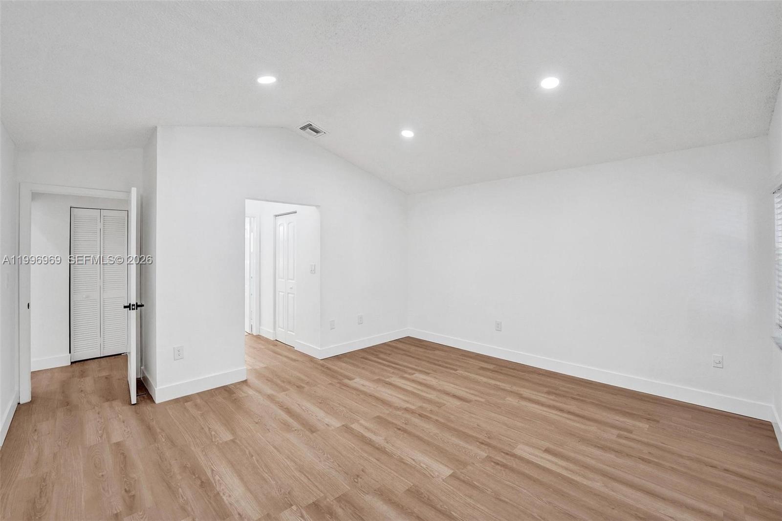 10153 NW 3rd Ct Plantation, FL 33324