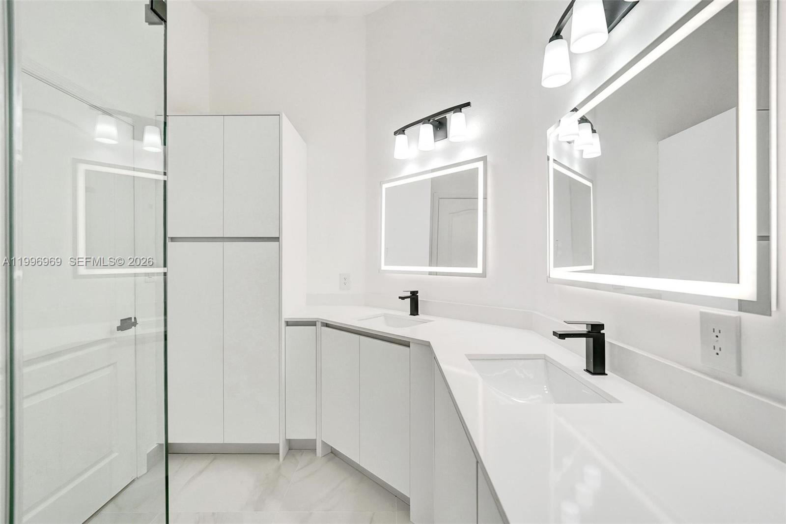 10153 NW 3rd Ct Plantation, FL 33324