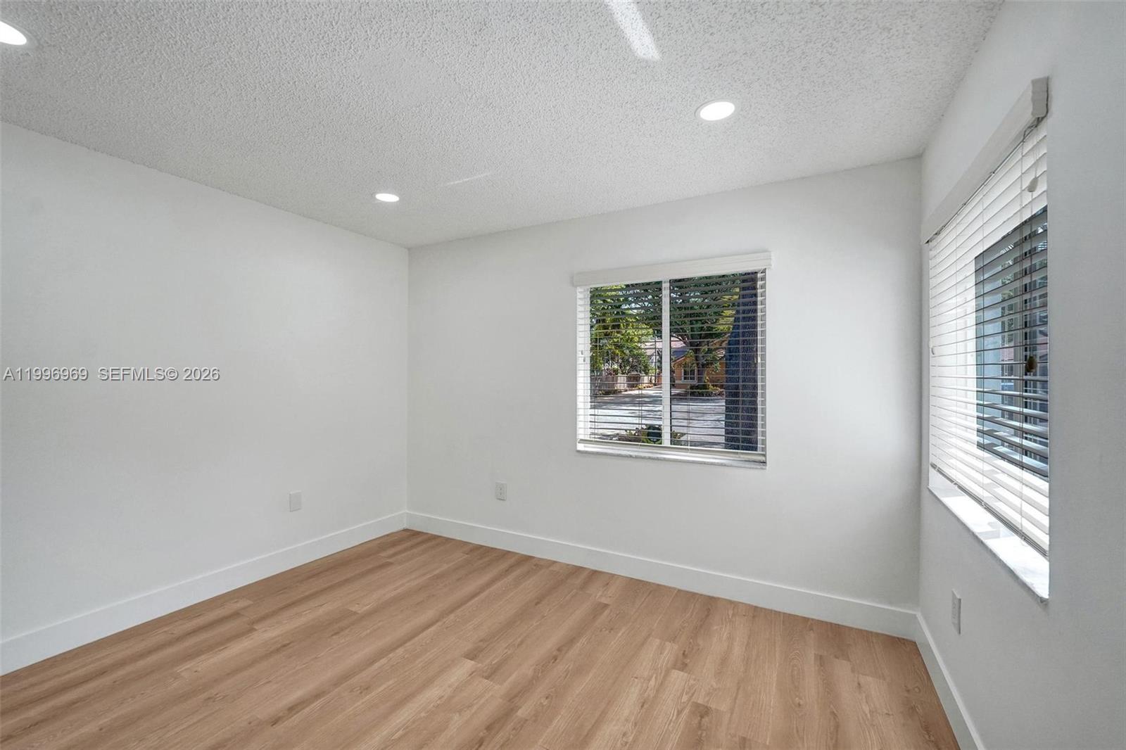 10153 NW 3rd Ct Plantation, FL 33324