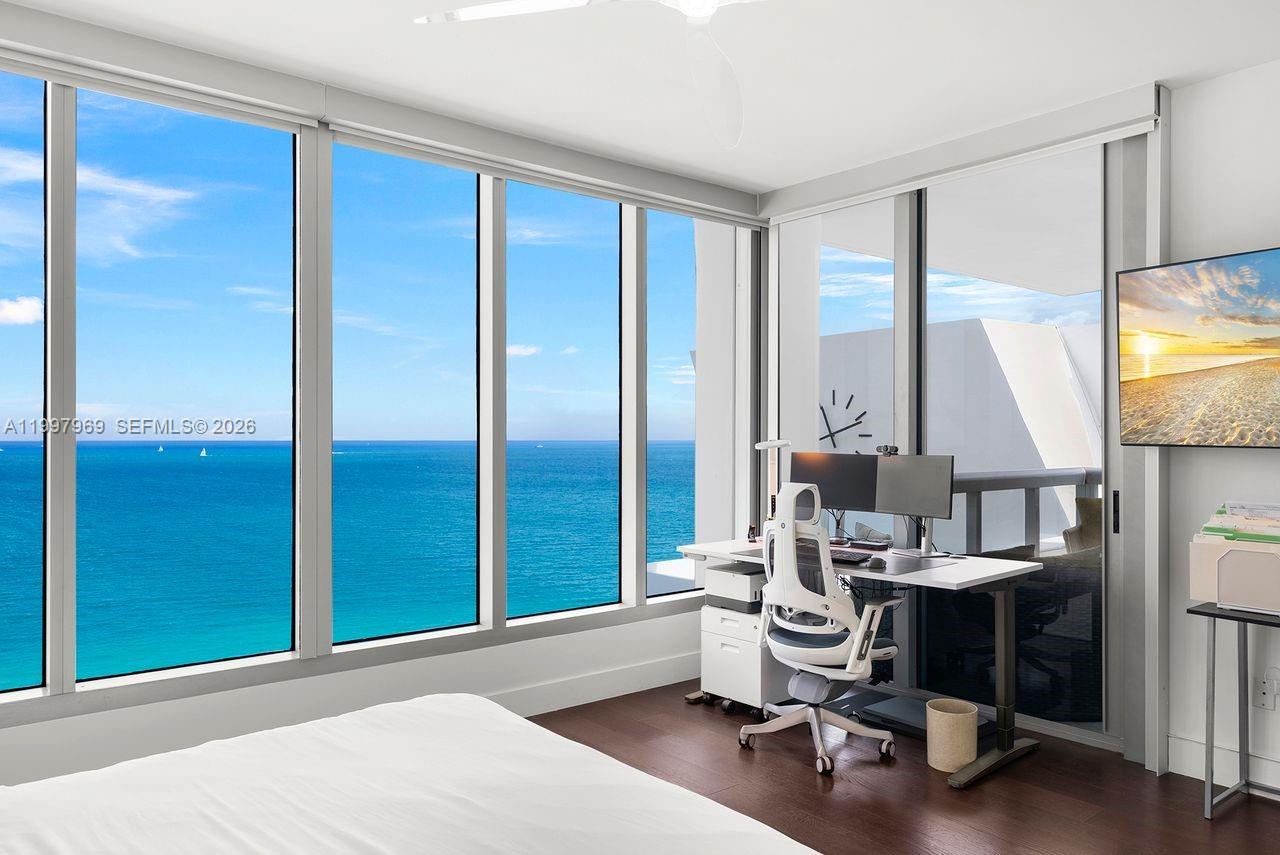 image The Carillon North Tower10