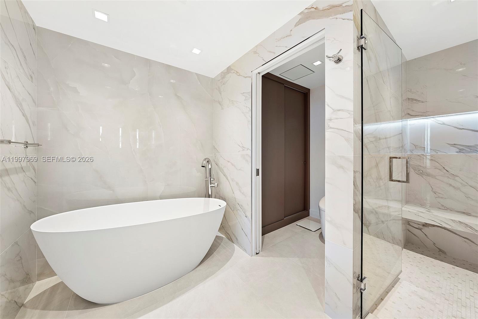 image The Carillon North Tower12