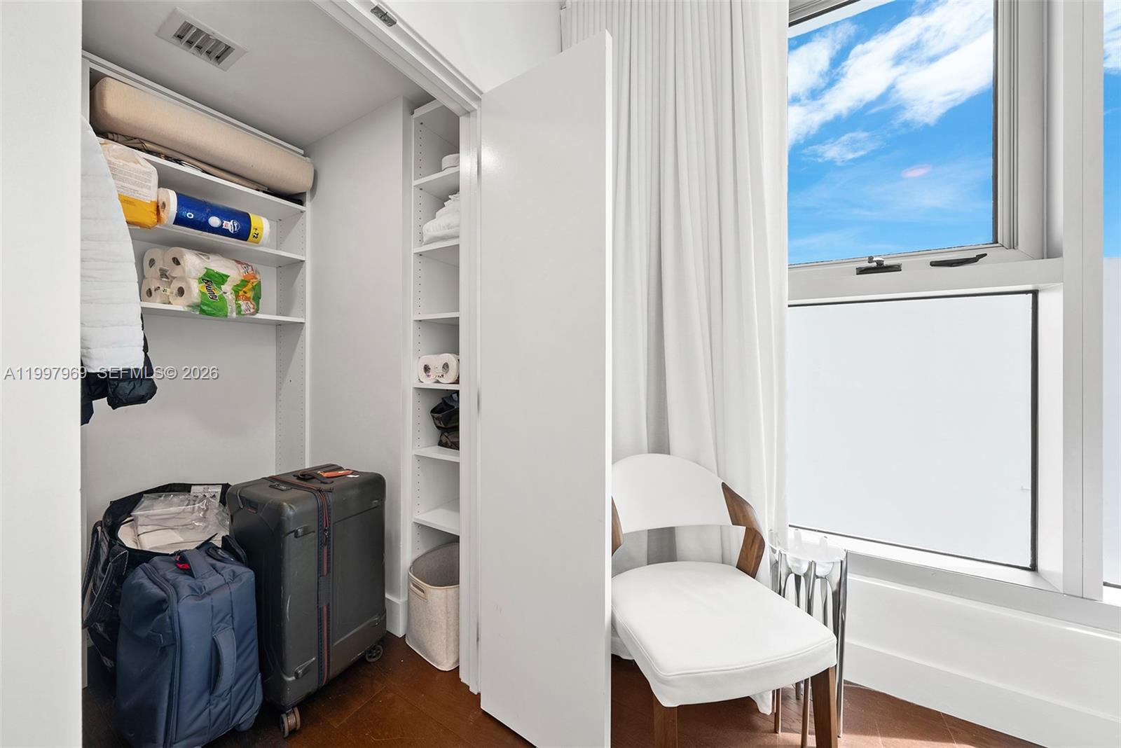 image The Carillon North Tower24