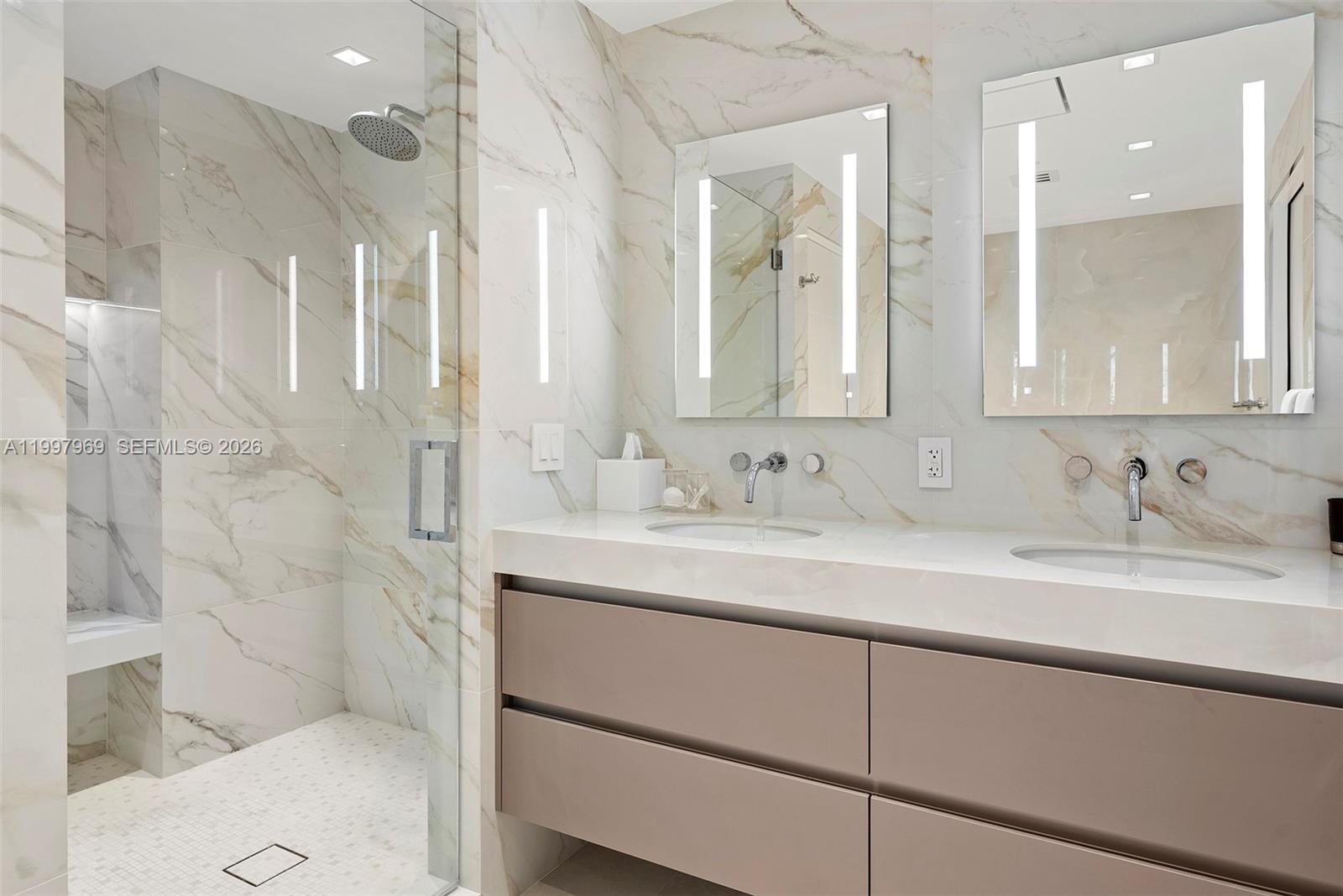 image The Carillon North Tower33