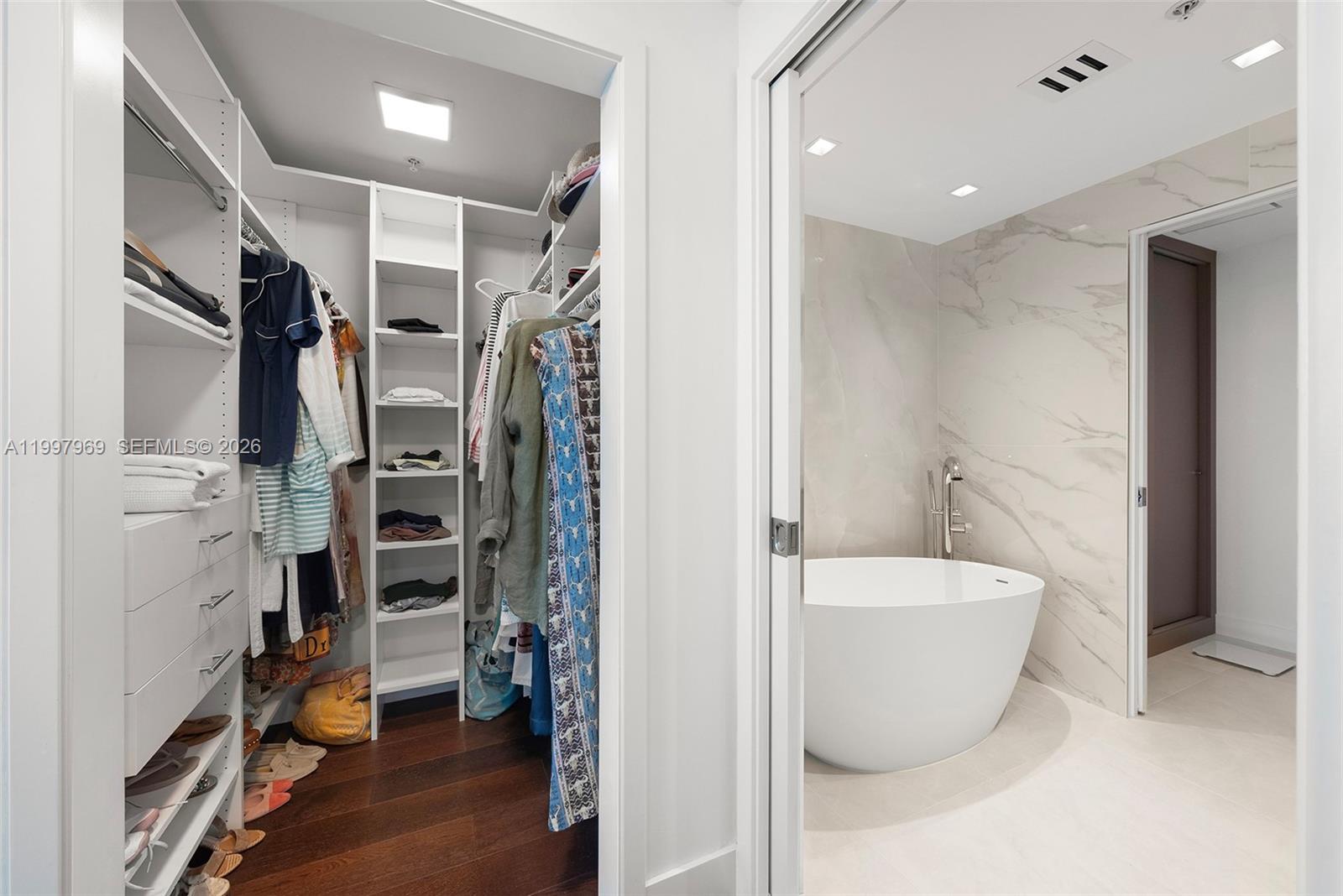 image The Carillon North Tower8