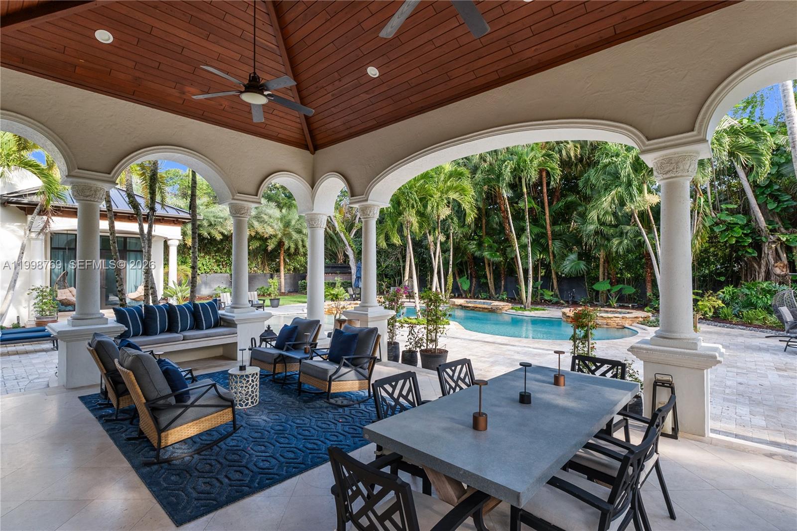 6350 SW 107th St Pinecrest, FL 33156