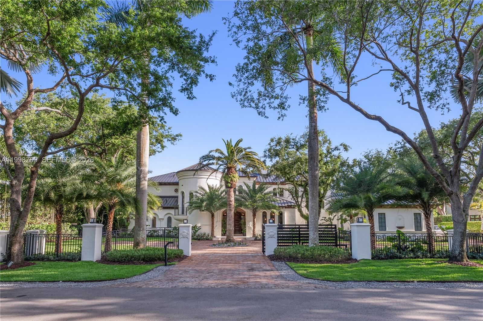 6350 SW 107th St Pinecrest, FL 33156