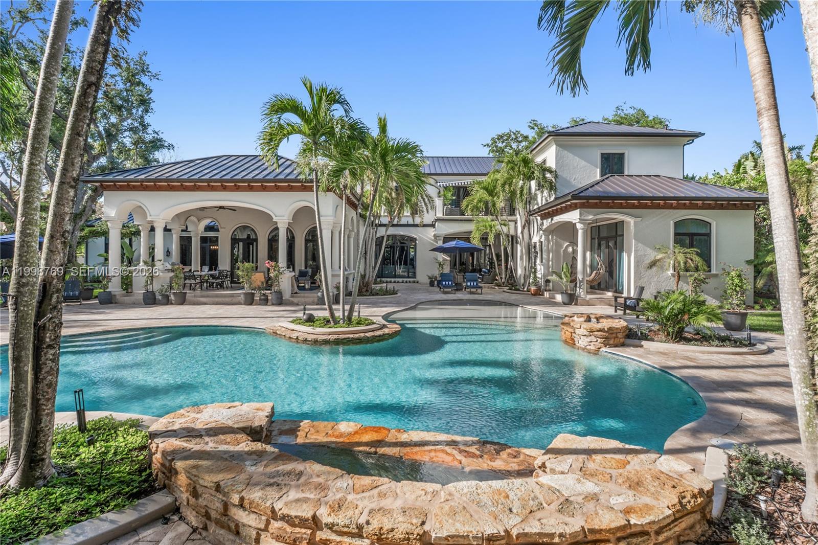 6350 SW 107th St Pinecrest, FL 33156