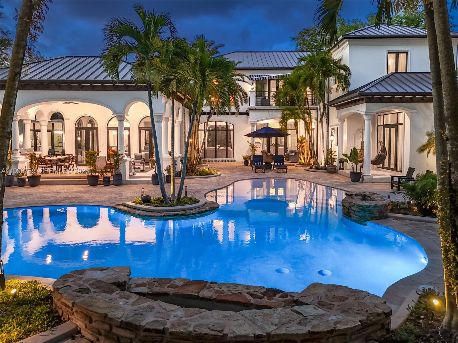 6350 SW 107th St Pinecrest, FL 33156