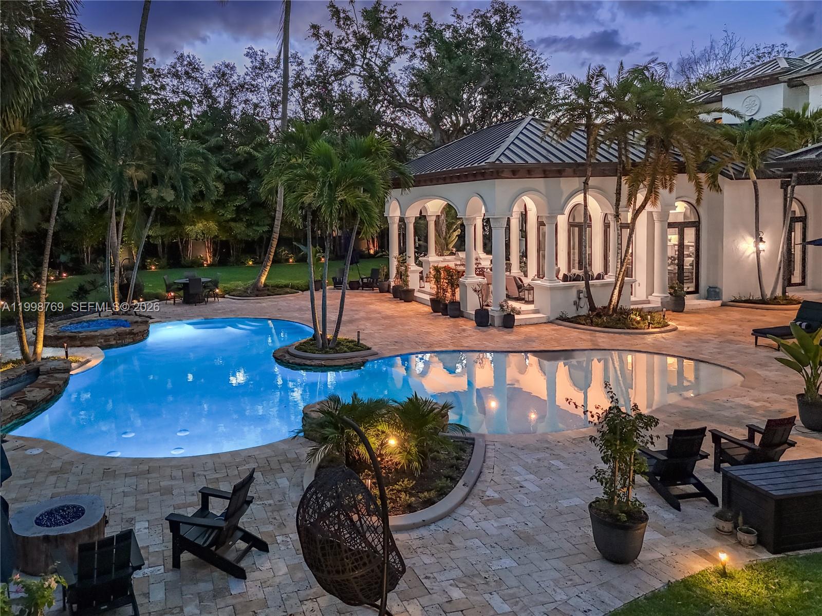 6350 SW 107th St Pinecrest, FL 33156