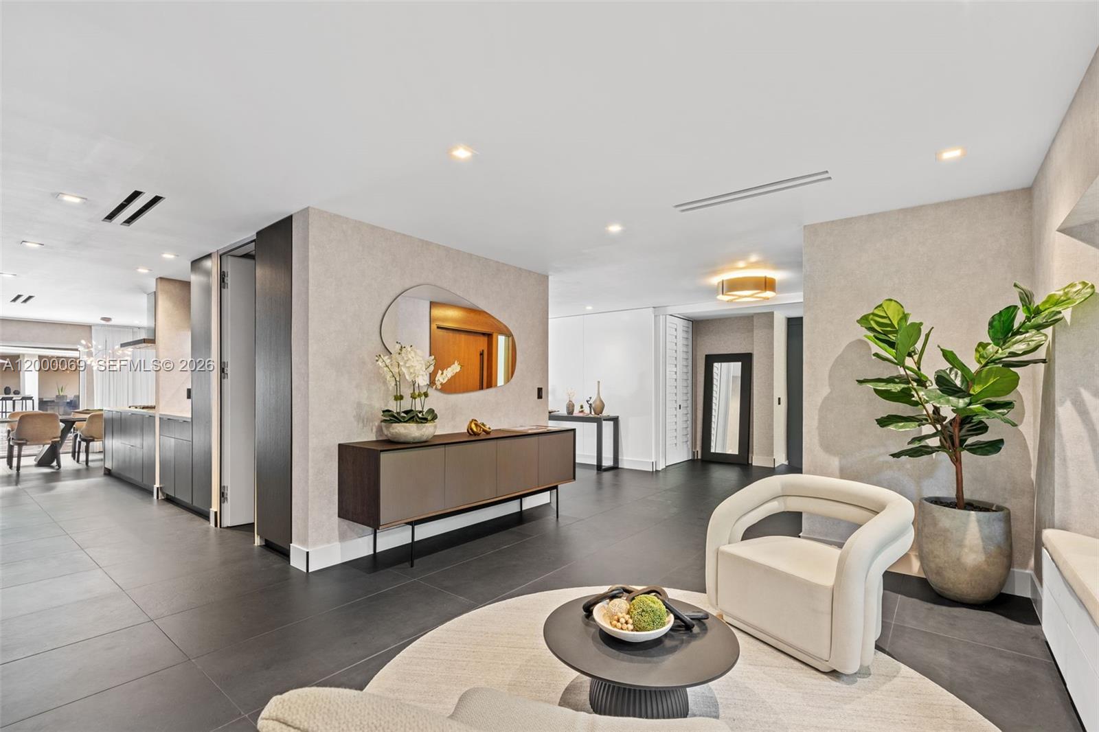 4800 Bay Pt Rd Miami, FL 33137