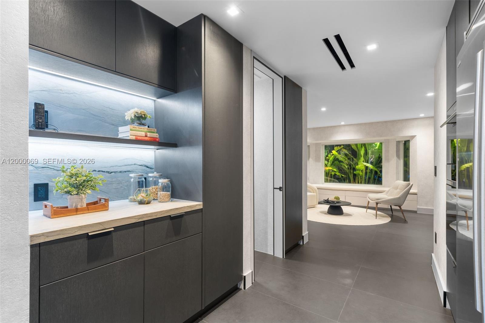 4800 Bay Pt Rd Miami, FL 33137