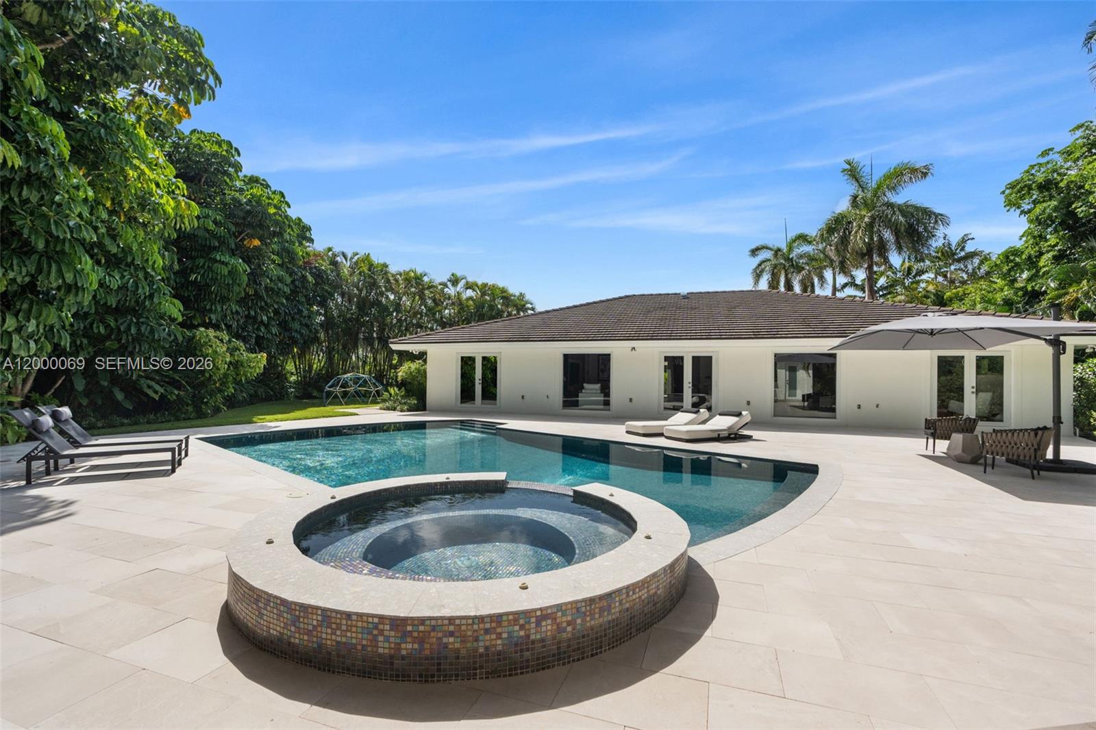 4800 Bay Pt Rd Miami, FL 33137