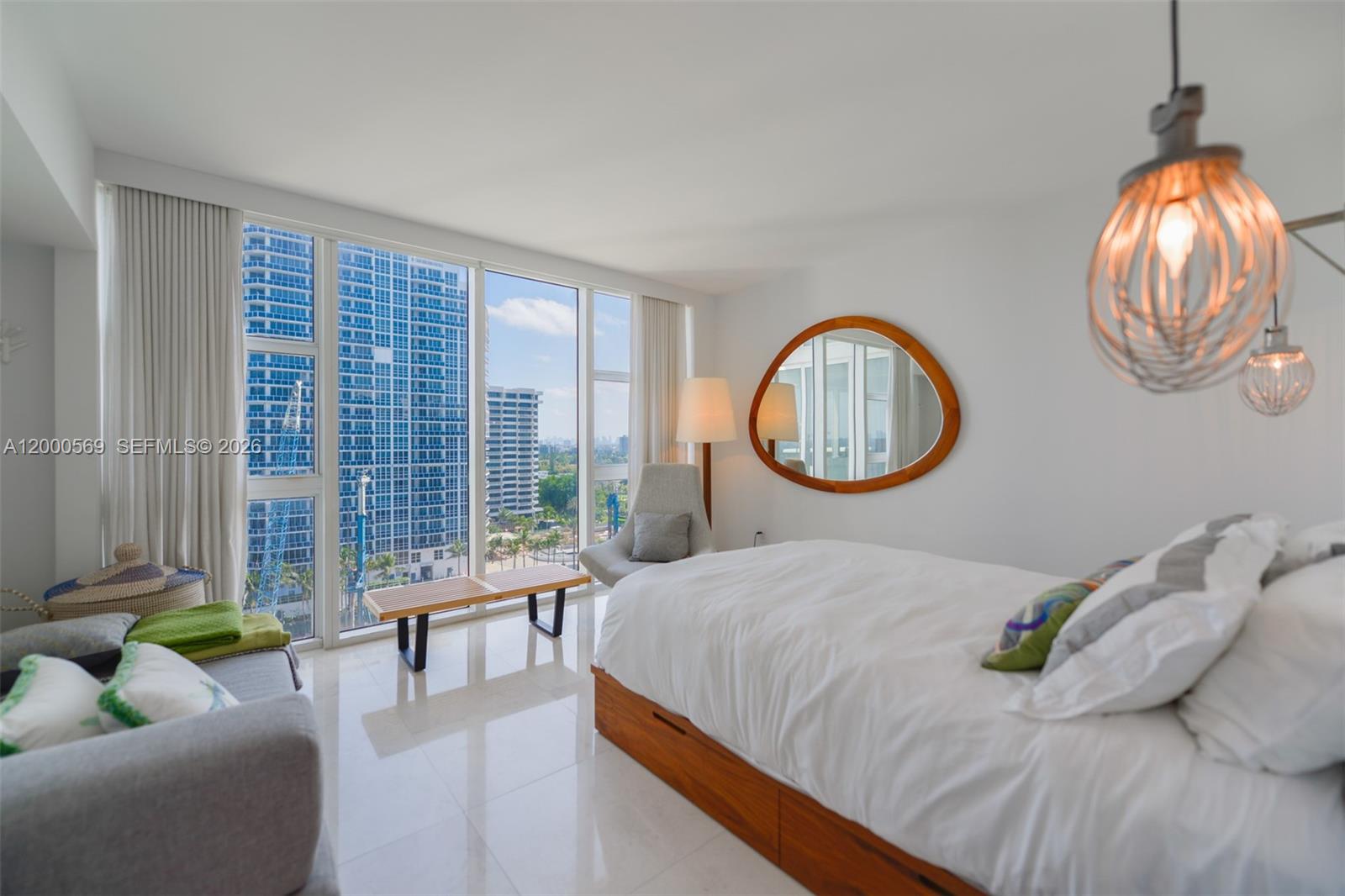 10275 Collins Ave #1110 Bal Harbour, FL 33154