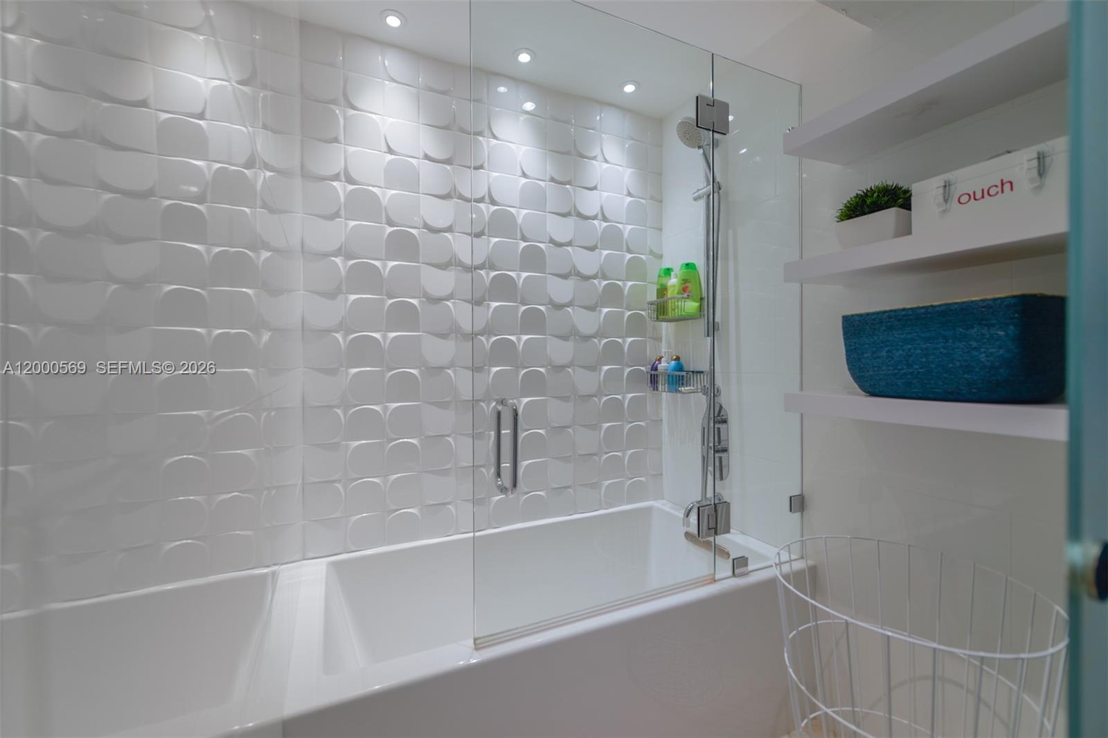 10275 Collins Ave #1110 Bal Harbour, FL 33154