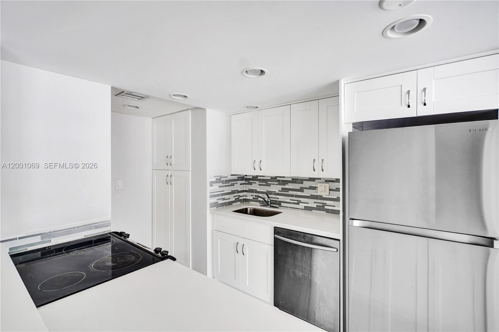 image Winston Towers 20018