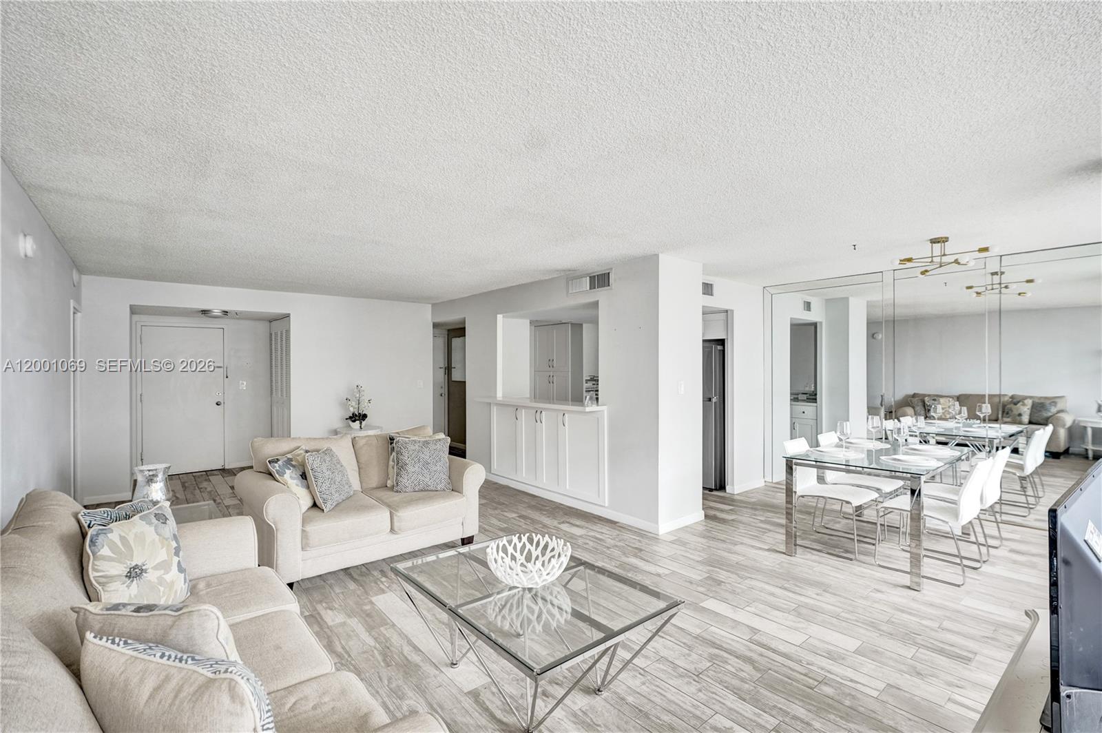 image Winston Towers 20019