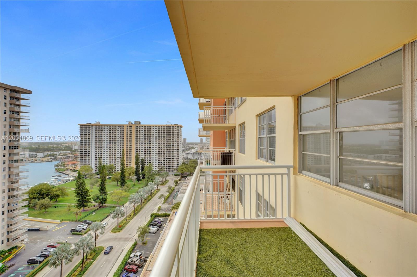 image Winston Towers 20024