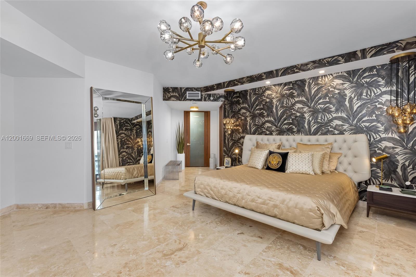 2100 N Ocean Blvd #15B Fort Lauderdale, FL 33305