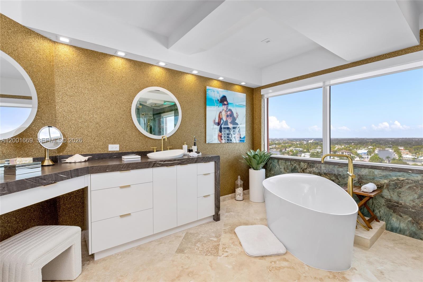 2100 N Ocean Blvd #15B Fort Lauderdale, FL 33305