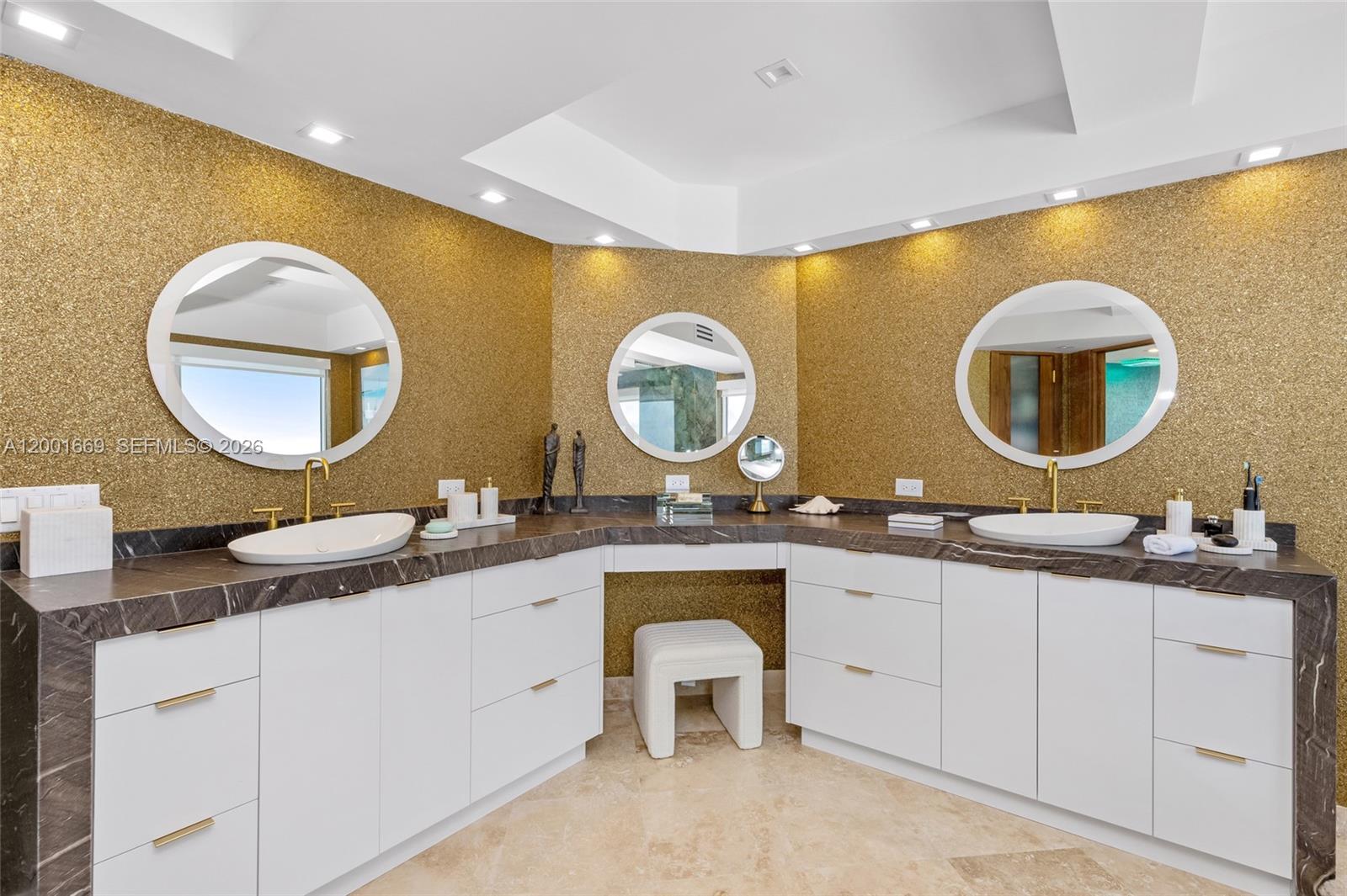 2100 N Ocean Blvd #15B Fort Lauderdale, FL 33305