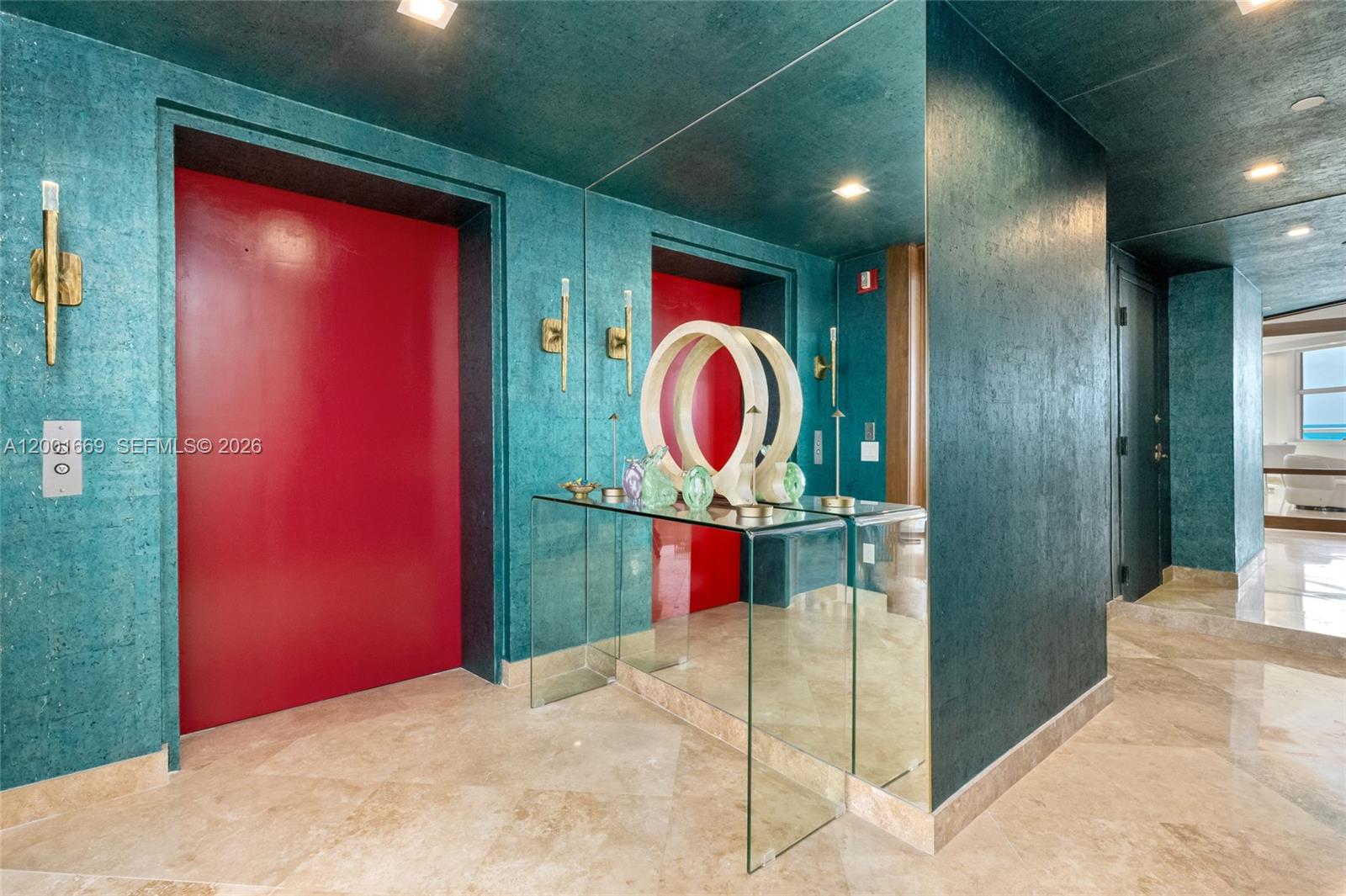 2100 N Ocean Blvd #15B Fort Lauderdale, FL 33305