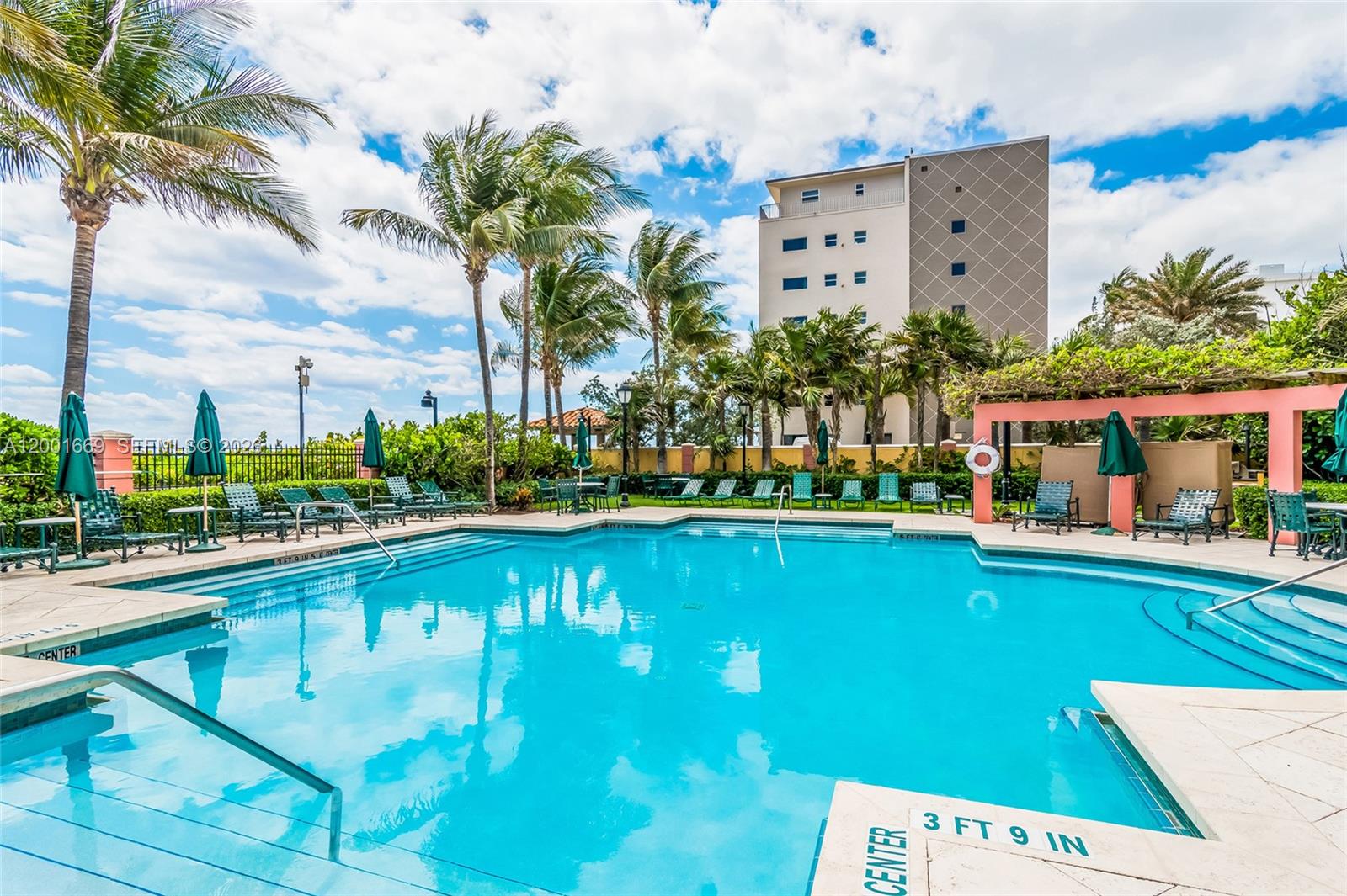 2100 N Ocean Blvd #15B Fort Lauderdale, FL 33305