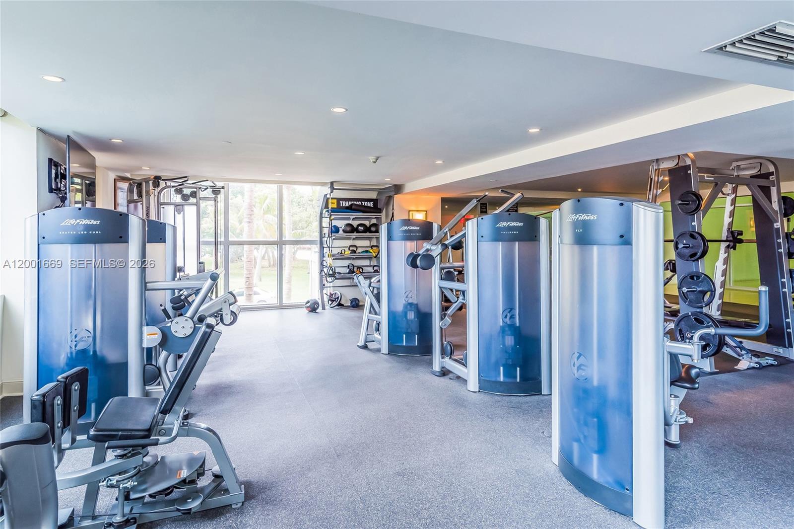 2100 N Ocean Blvd #15B Fort Lauderdale, FL 33305