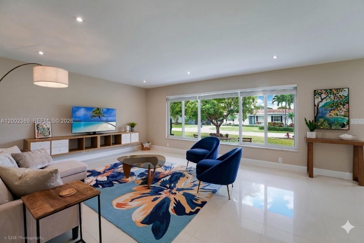 11705 SW 97th Ct Miami, FL 33176