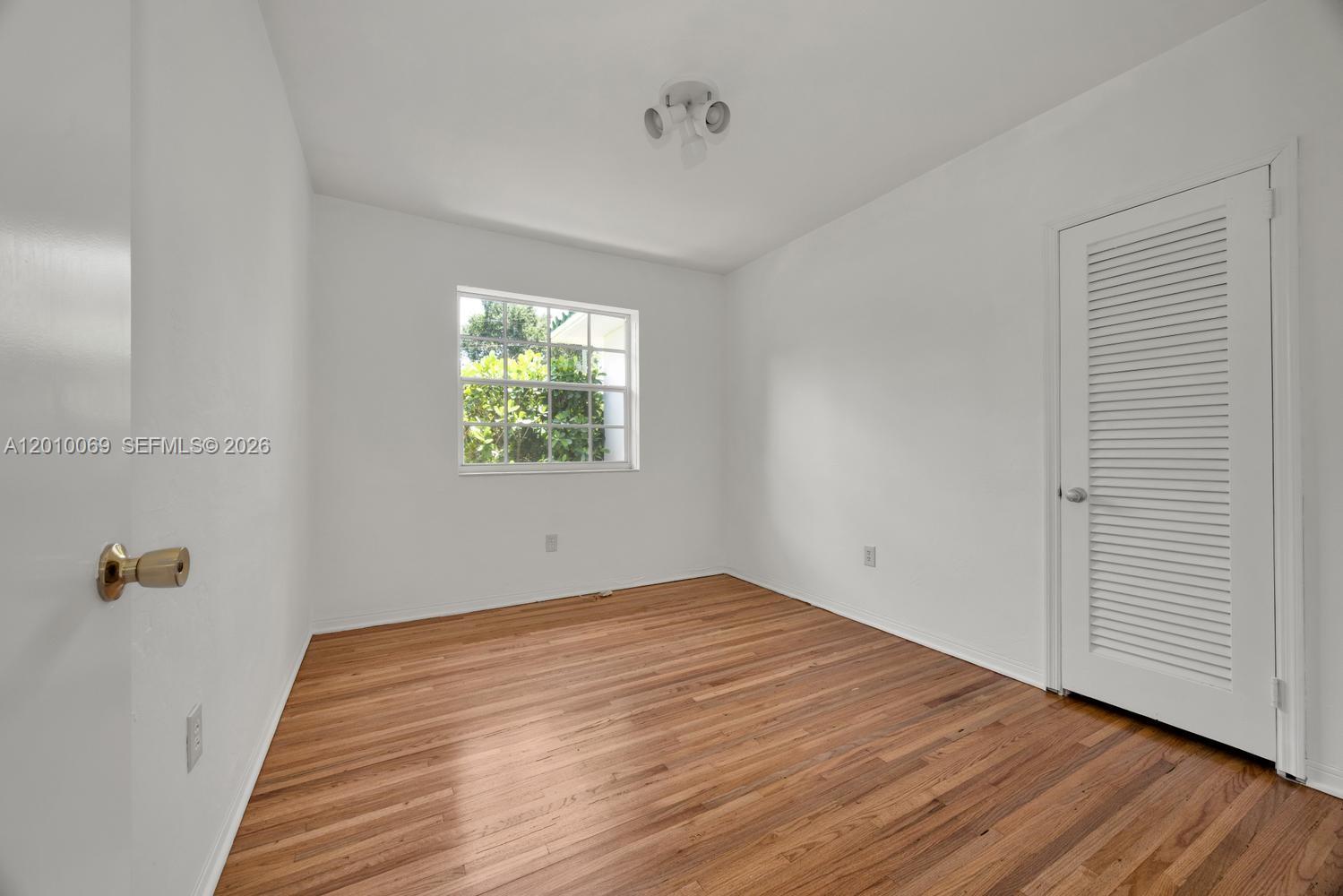 6065 N Waterway Dr Miami, FL 33155
