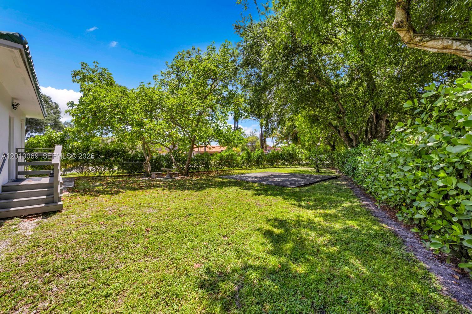 6065 N Waterway Dr Miami, FL 33155