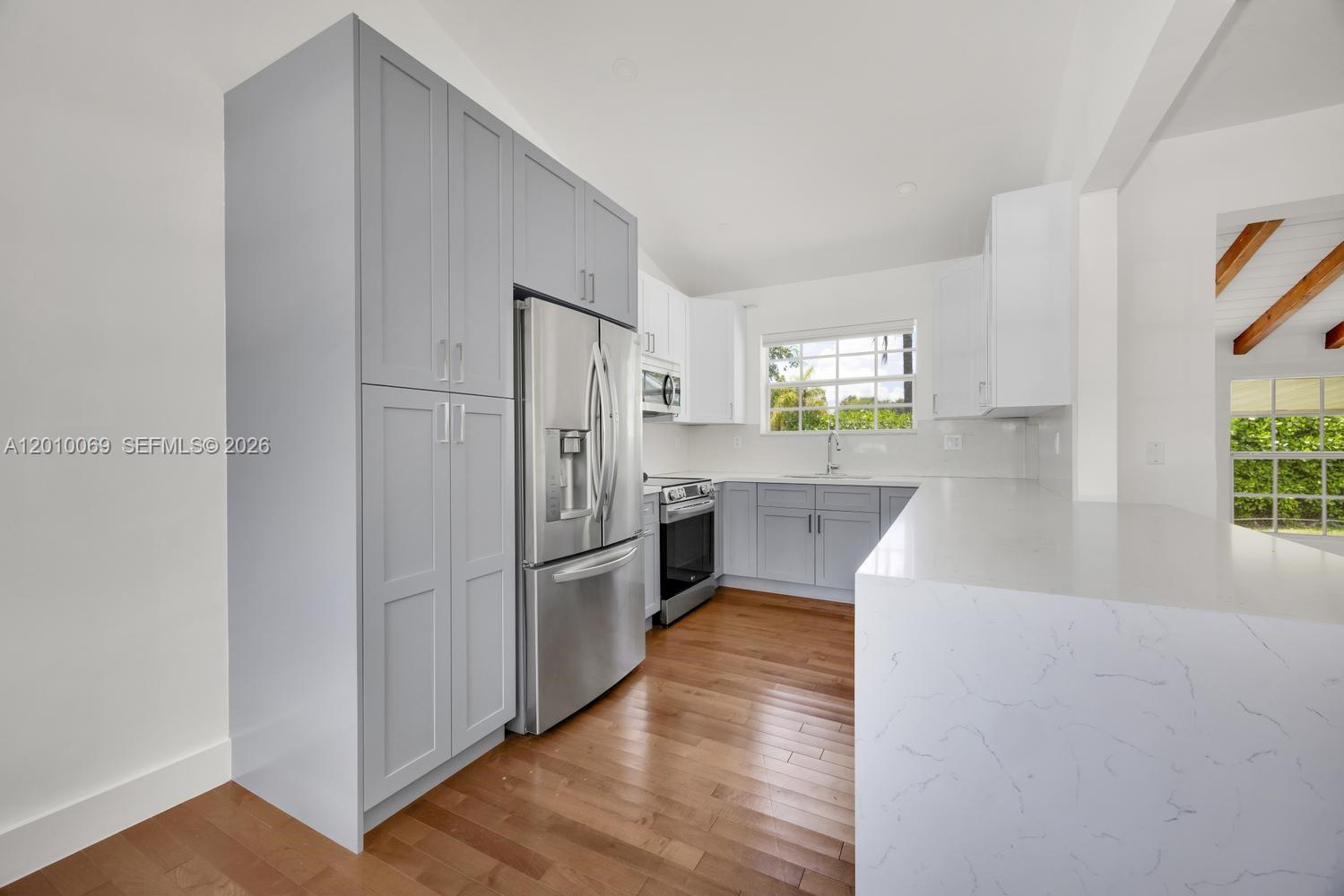 6065 N Waterway Dr Miami, FL 33155