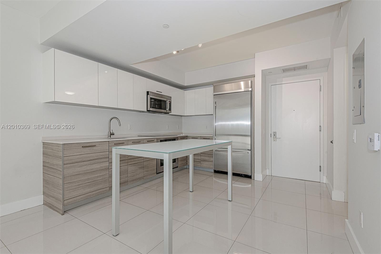 image Brickell House13