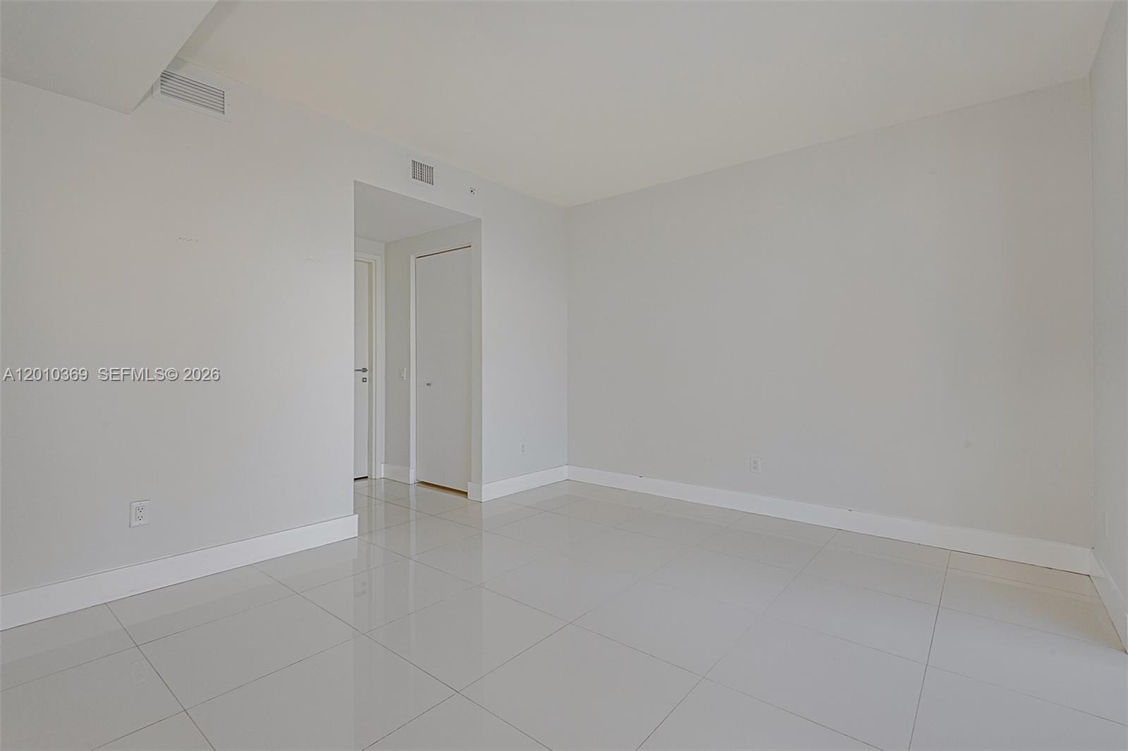 image Brickell House17