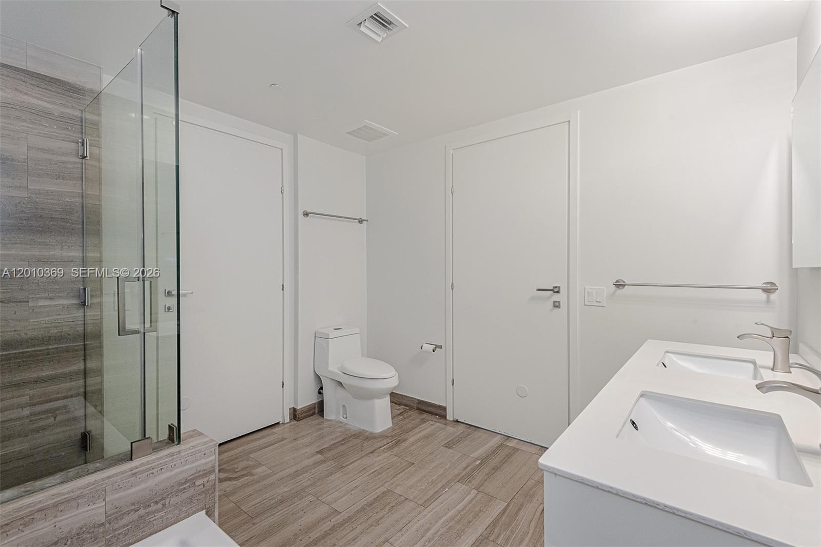 image Brickell House25