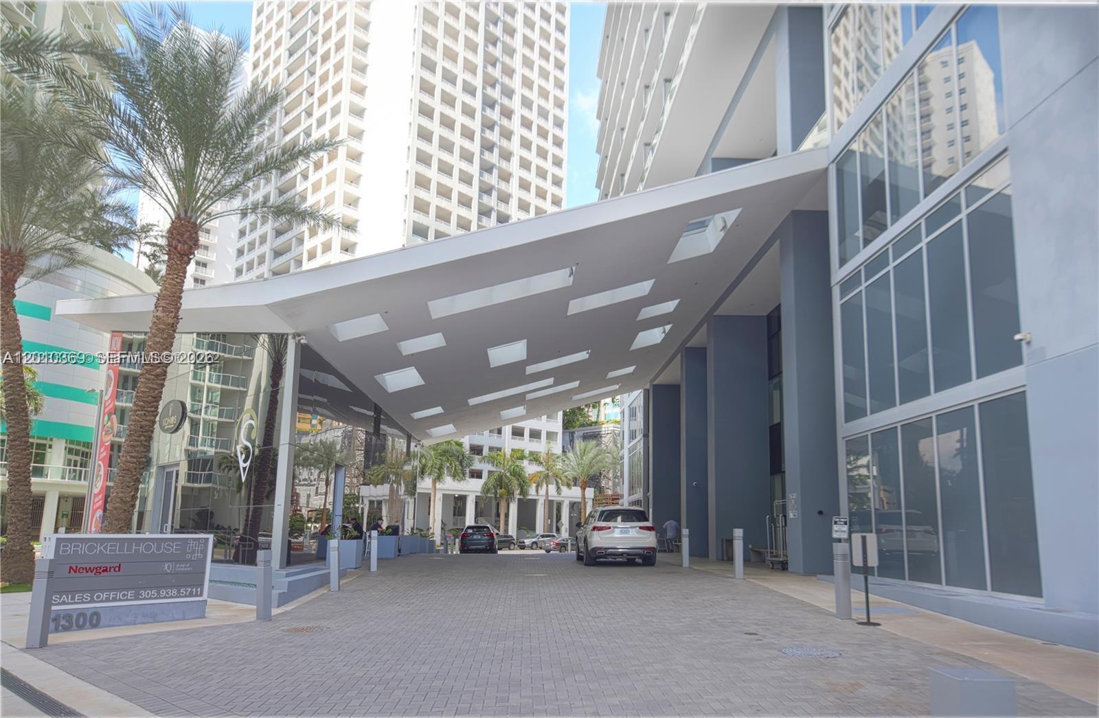 image Brickell House30