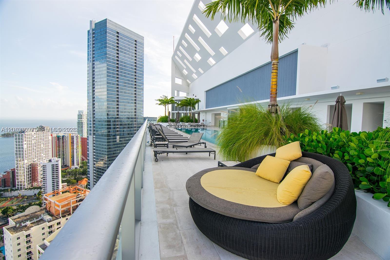 image Brickell House38