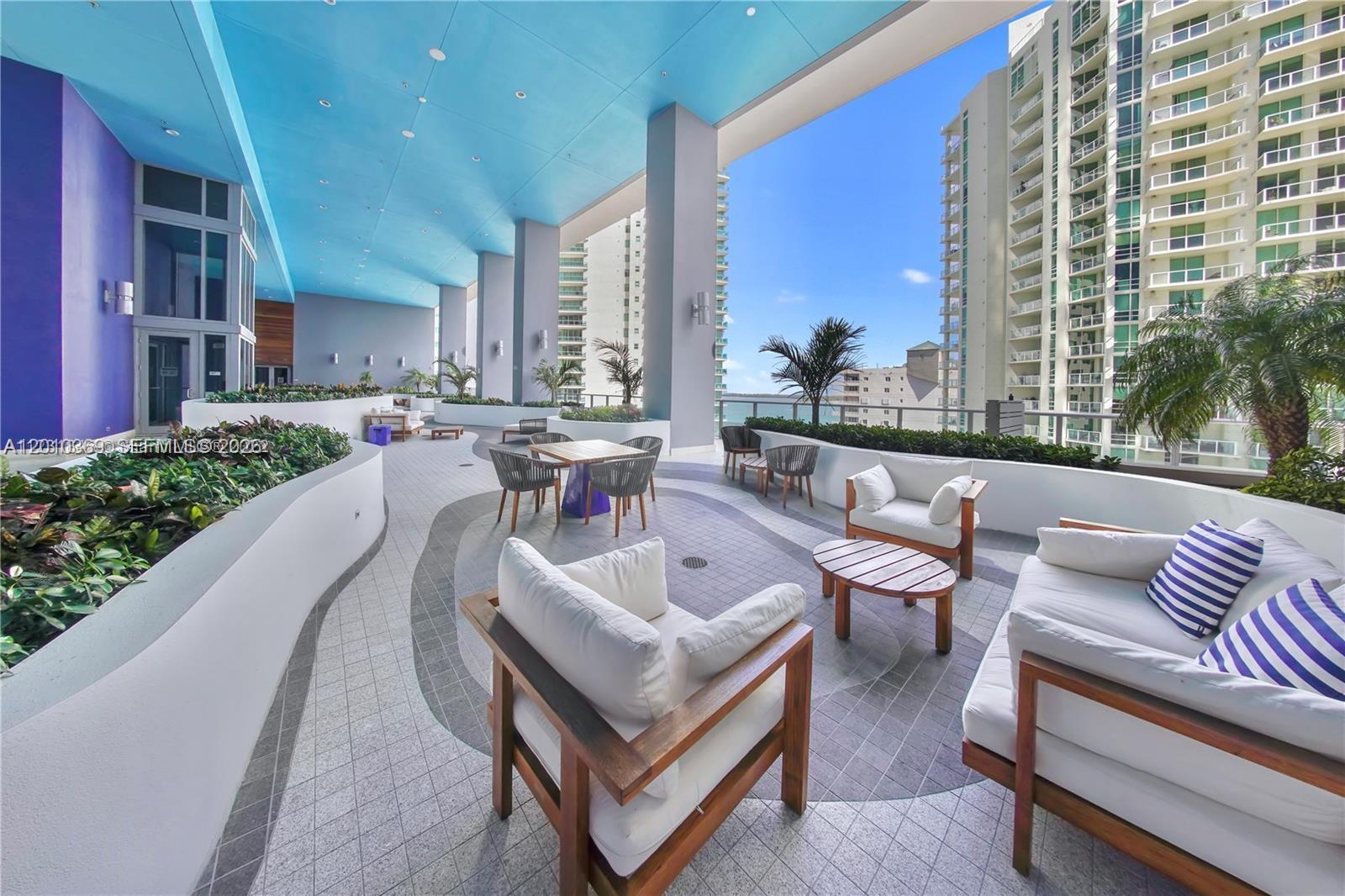 image Brickell House45