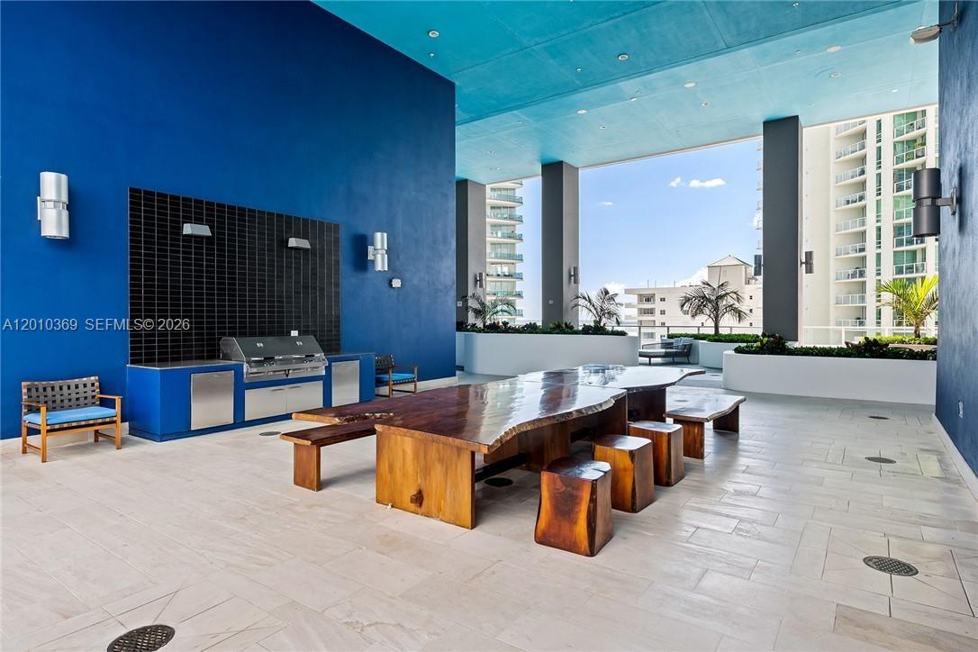 image Brickell House48
