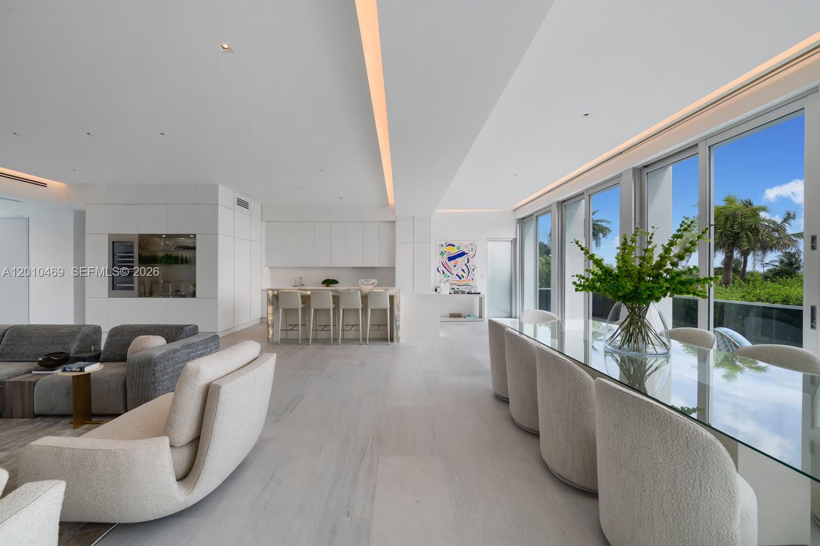 7815 Atlantic Way Miami Beach, FL 33141