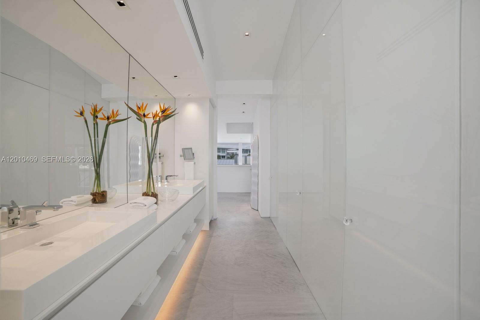 7815 Atlantic Way Miami Beach, FL 33141