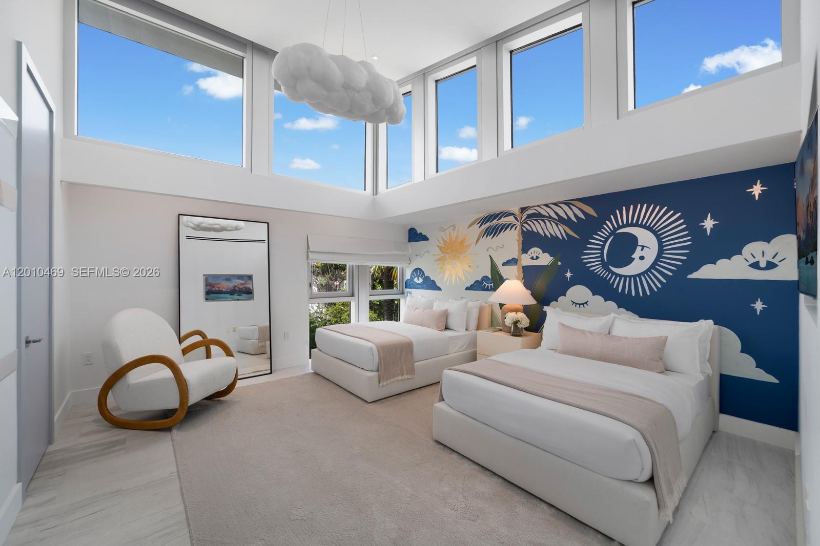 7815 Atlantic Way Miami Beach, FL 33141