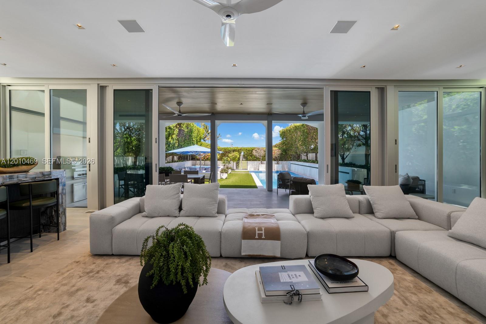 7815 Atlantic Way Miami Beach, FL 33141