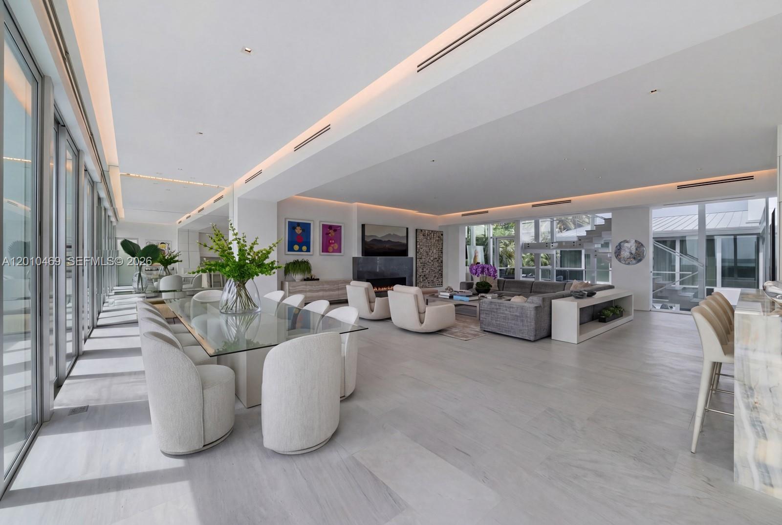 7815 Atlantic Way Miami Beach, FL 33141