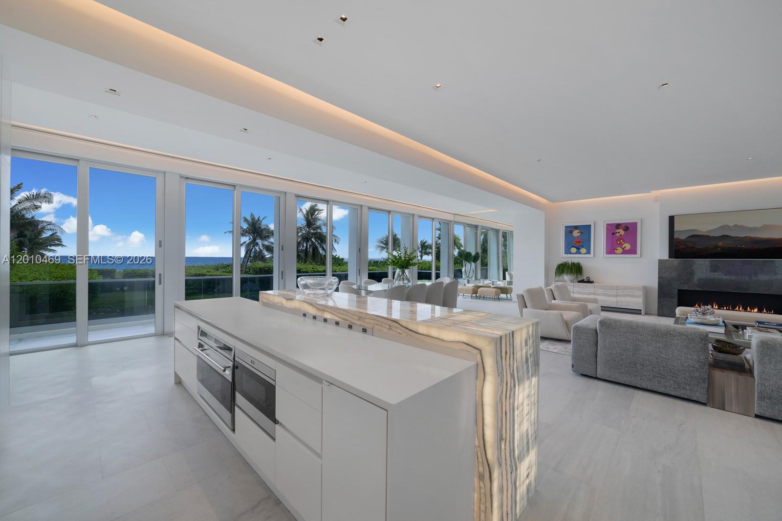 7815 Atlantic Way Miami Beach, FL 33141