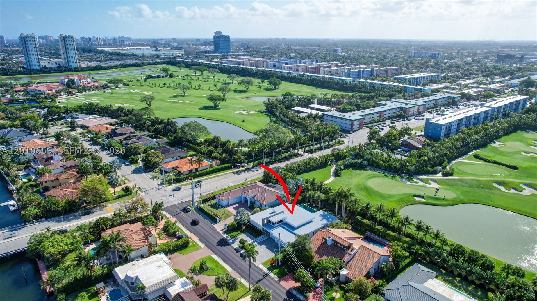 907 Diplomat Pkwy Hallandale Beach, FL 33009